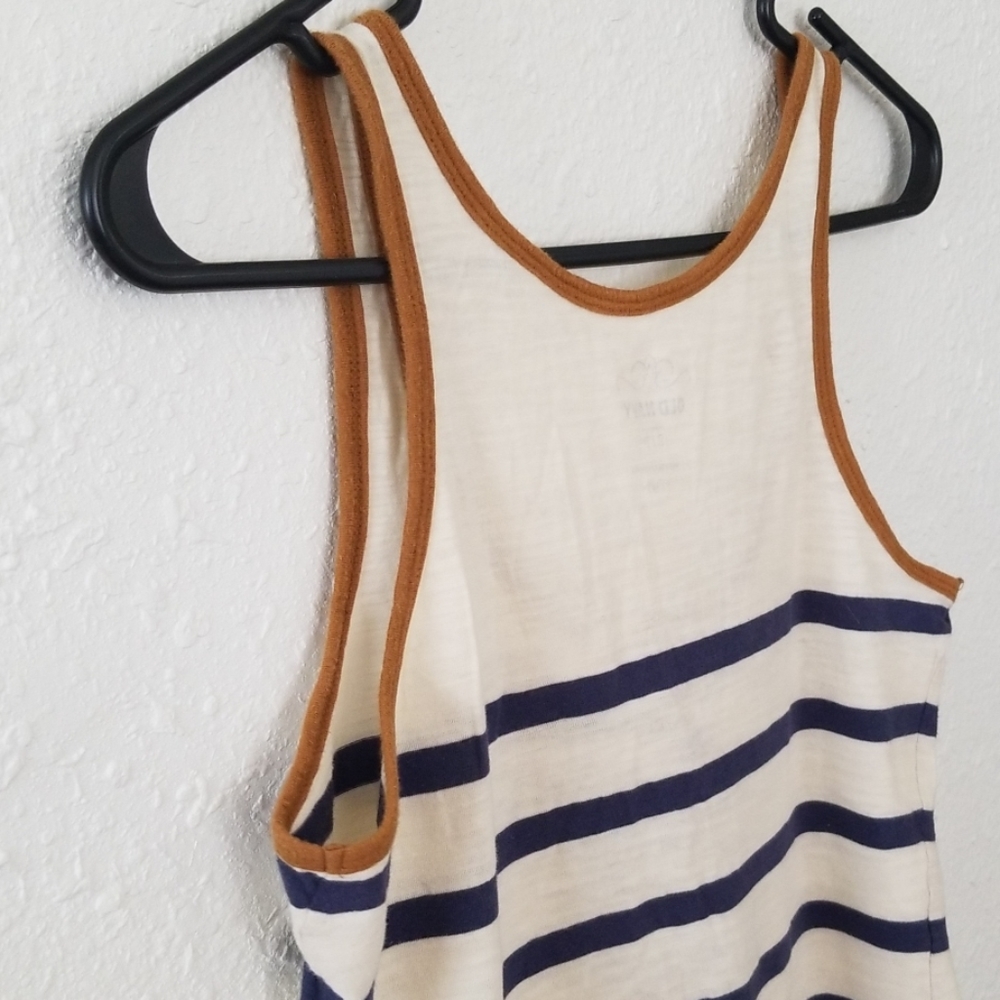 Old Navy striped tank top - Picture 5 of 6